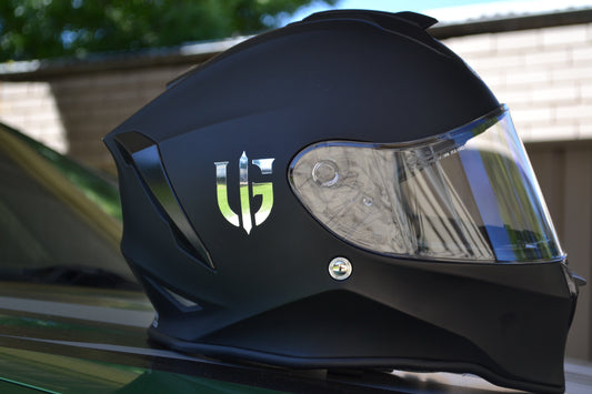 Chrome Ungvnd Logo Sticker
